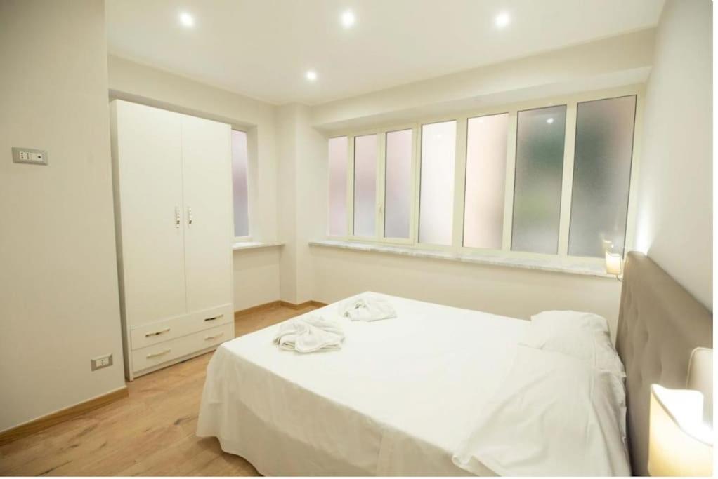 Don Cozzolino Apartment Naples Luaran gambar